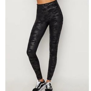 NWT SPANX Faux Leather Matte Black Camo Leggings-M